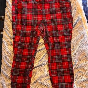 Torrid Plus Size Red and Black Plaid Pixie Pants with pockets!!
